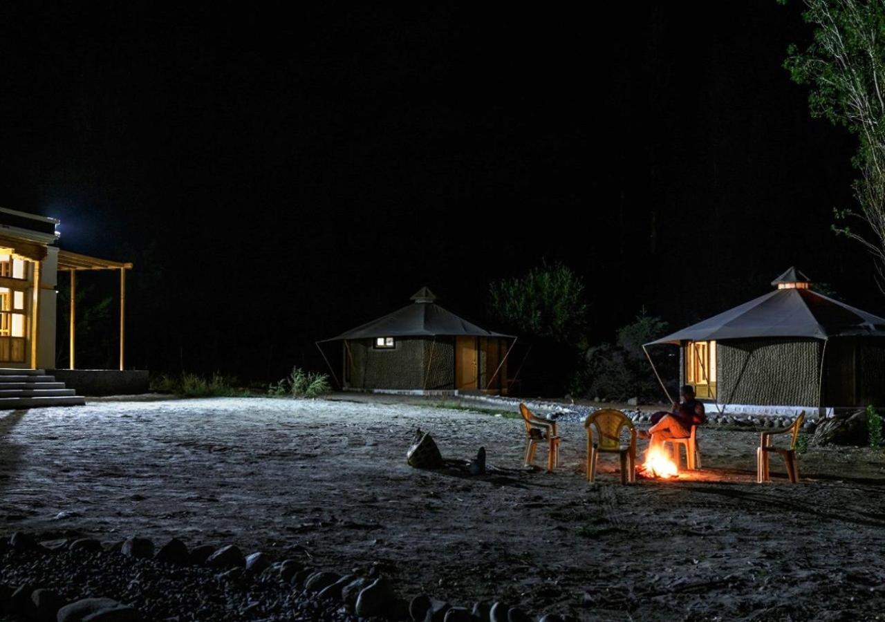 Chalet Seabuckthorn - Hunder Hundar Buitenkant foto